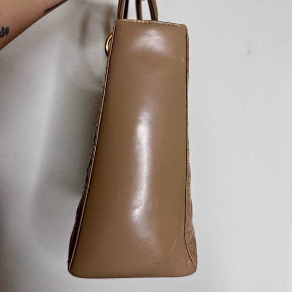 With COA. Dior Tan Quilted Tote Bag - Picture 4 of 11